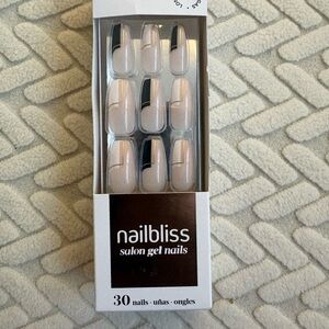 Nailbliss Salon Gel Nails ~NWT~